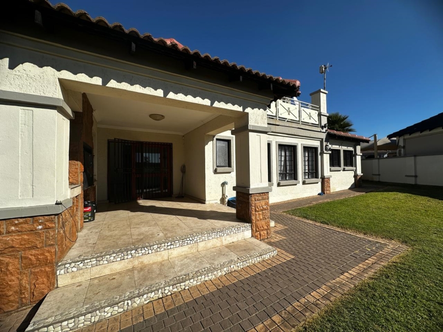To Let 3 Bedroom Property for Rent in Sunair Park Gauteng