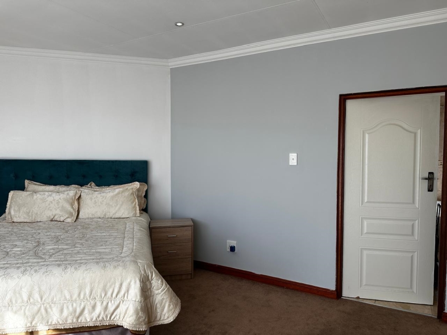 To Let 3 Bedroom Property for Rent in Sunair Park Gauteng