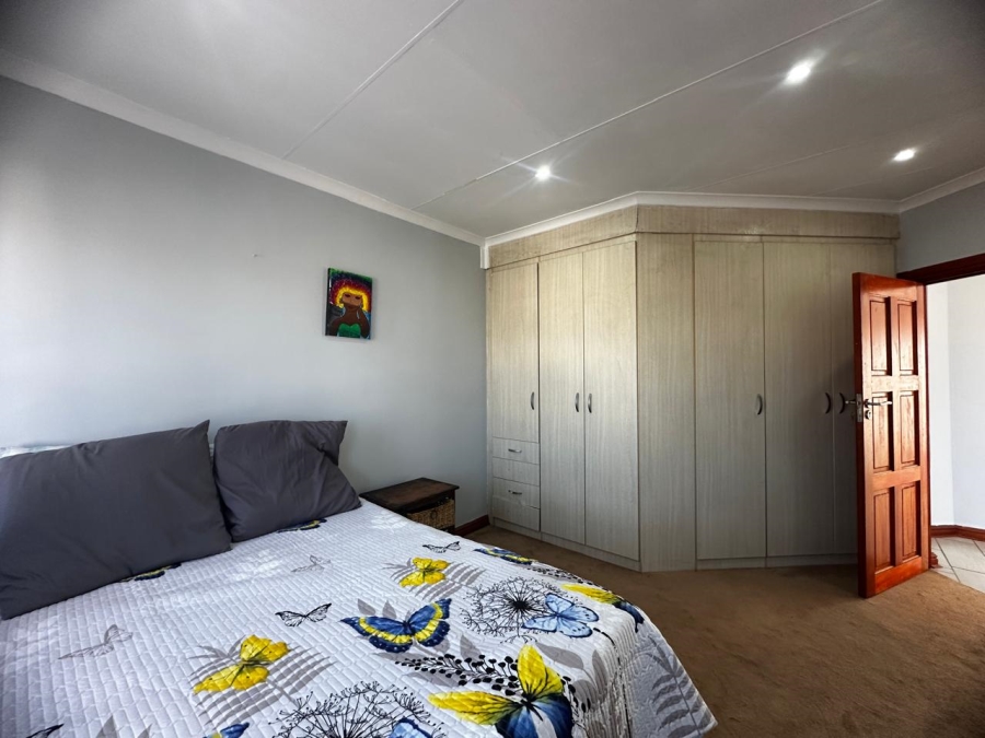 To Let 3 Bedroom Property for Rent in Sunair Park Gauteng