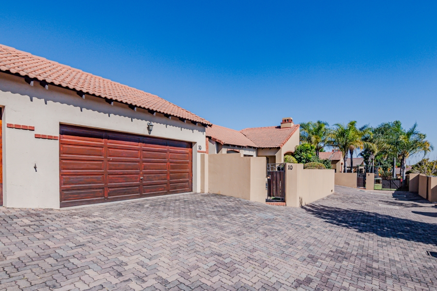 3 Bedroom Property for Sale in Moreleta Park Gauteng