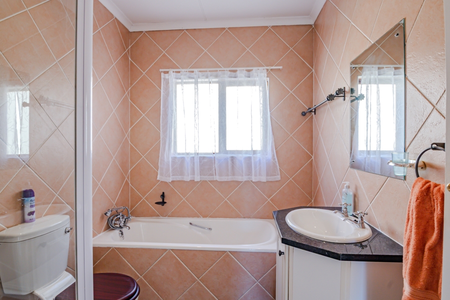 3 Bedroom Property for Sale in Moreleta Park Gauteng