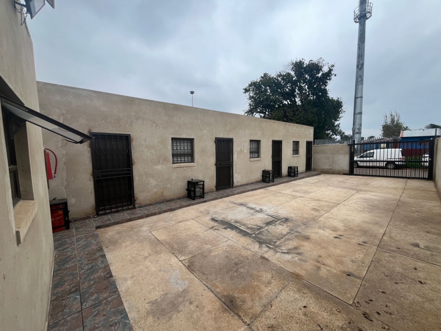 To Let 1 Bedroom Property for Rent in Vosloorus Gauteng
