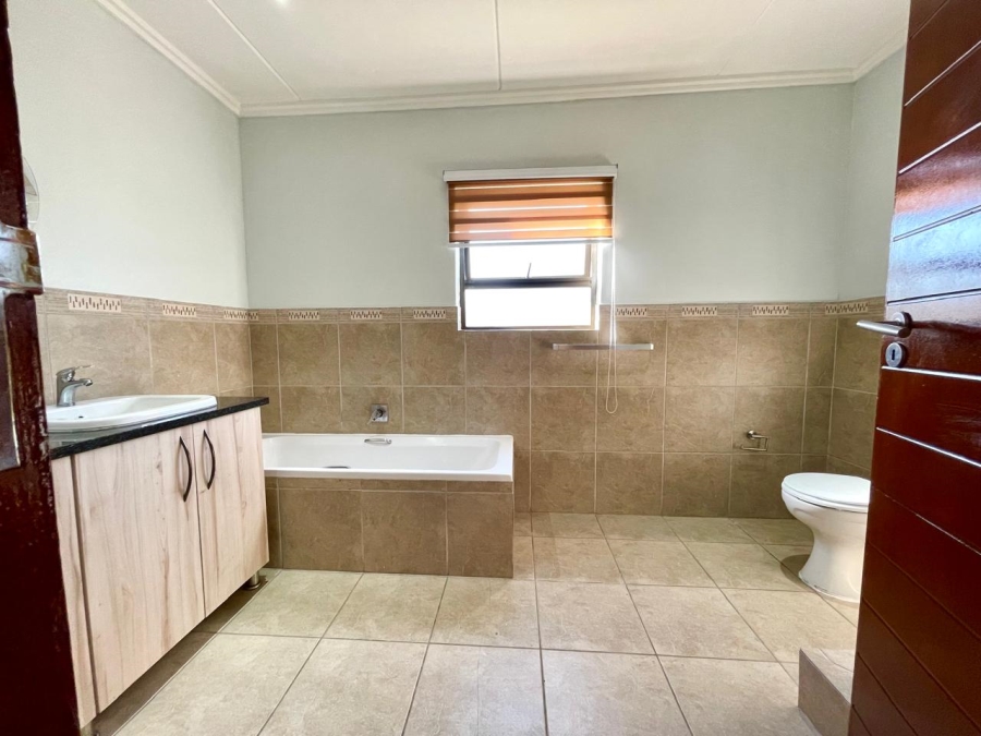 To Let 3 Bedroom Property for Rent in Kyalami Gauteng
