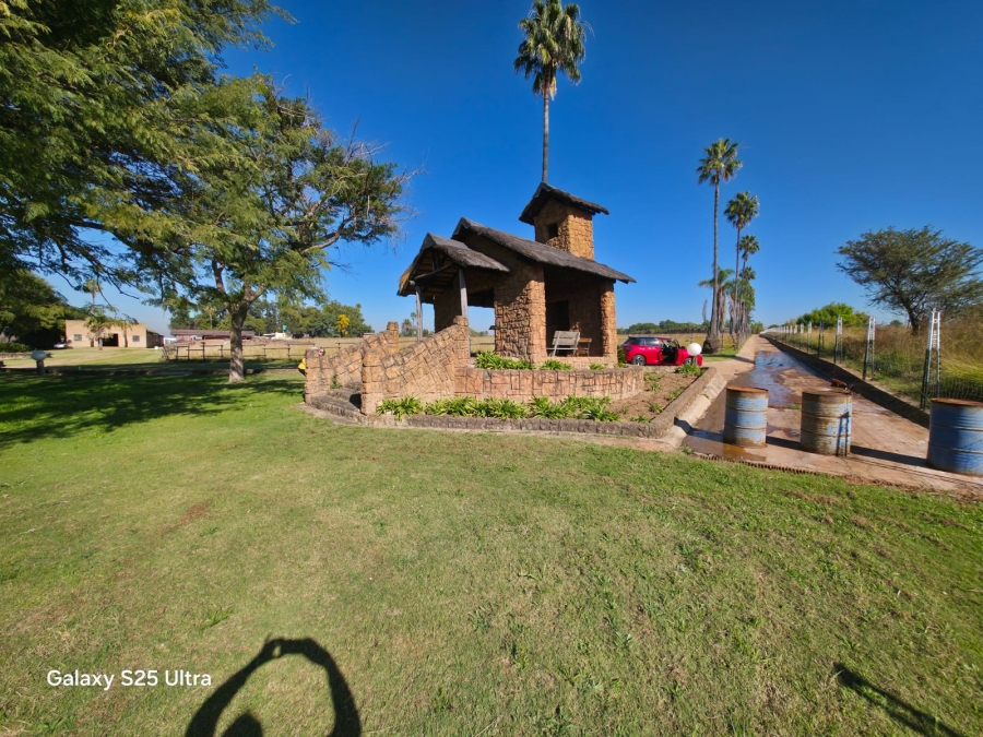 1 Bedroom Property for Sale in Vasfontein AH Gauteng