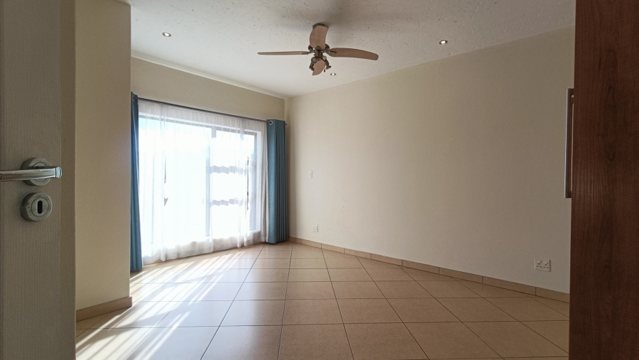 2 Bedroom Property for Sale in Liefde en Vrede Gauteng
