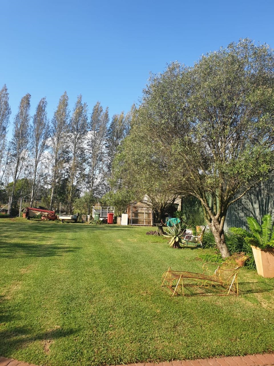 10 Bedroom Property for Sale in Honingneskrans Ah Gauteng
