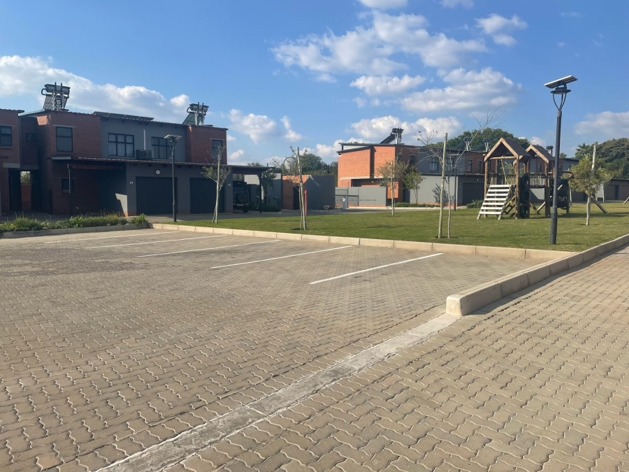 2 Bedroom Property for Sale in Sinoville Gauteng