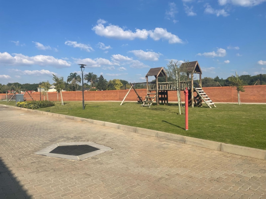 2 Bedroom Property for Sale in Sinoville Gauteng