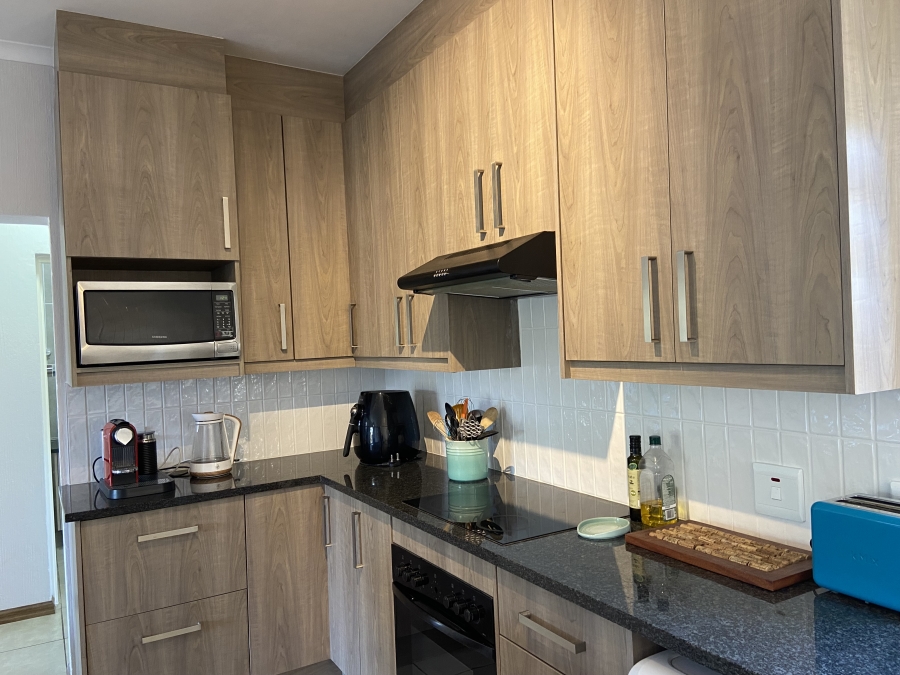To Let 2 Bedroom Property for Rent in Victory Park Gauteng