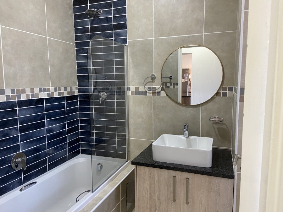 To Let 2 Bedroom Property for Rent in Victory Park Gauteng