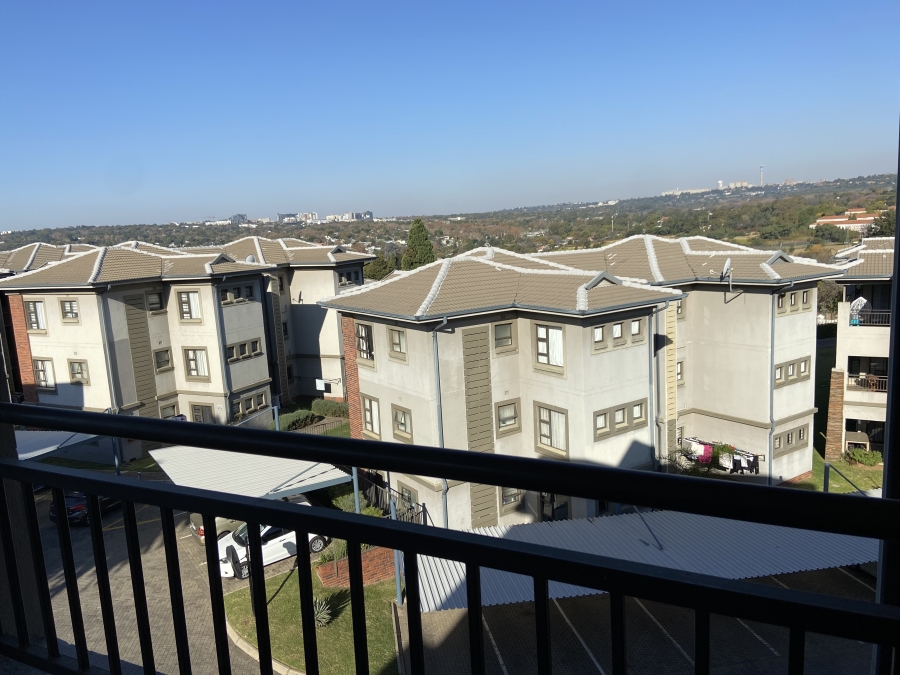 To Let 2 Bedroom Property for Rent in Victory Park Gauteng