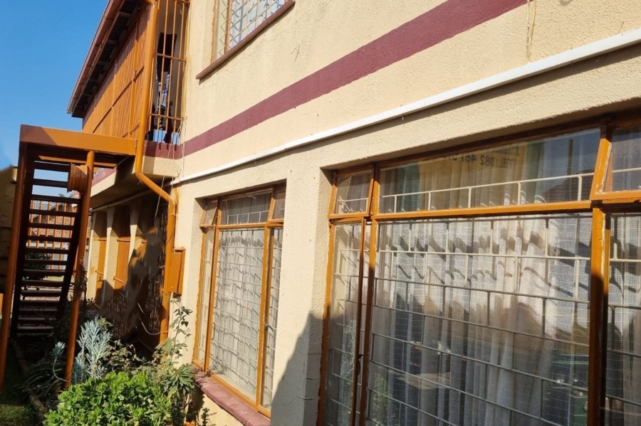 4 Bedroom Property for Sale in Petersfield Gauteng
