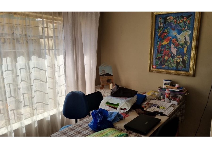 4 Bedroom Property for Sale in Petersfield Gauteng
