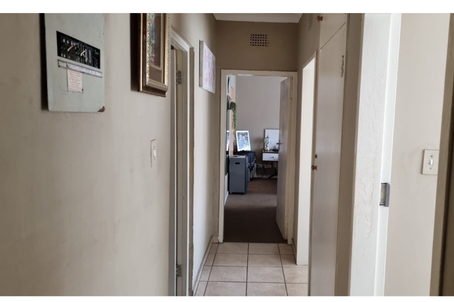 4 Bedroom Property for Sale in Petersfield Gauteng