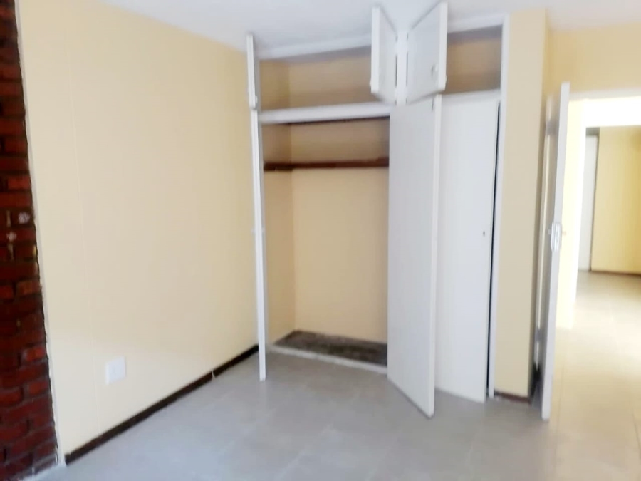 2 Bedroom Property for Sale in Sunnyside Gauteng