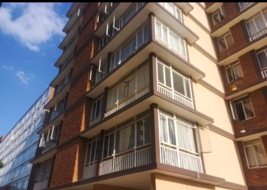 2 Bedroom Property for Sale in Sunnyside Gauteng