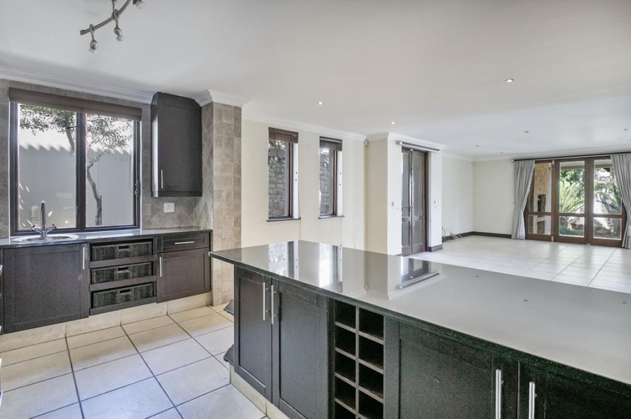 To Let 3 Bedroom Property for Rent in Morningside Gauteng