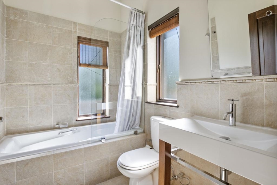 To Let 3 Bedroom Property for Rent in Morningside Gauteng