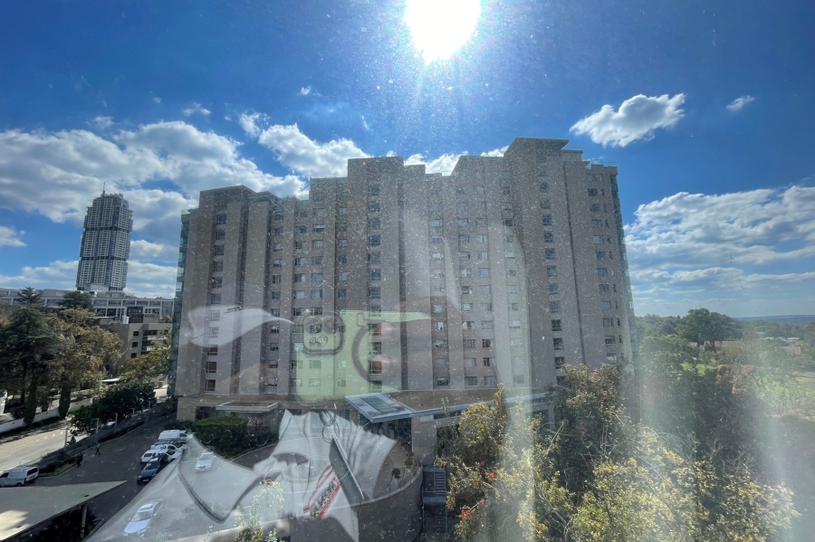 To Let 1 Bedroom Property for Rent in Sandown Gauteng