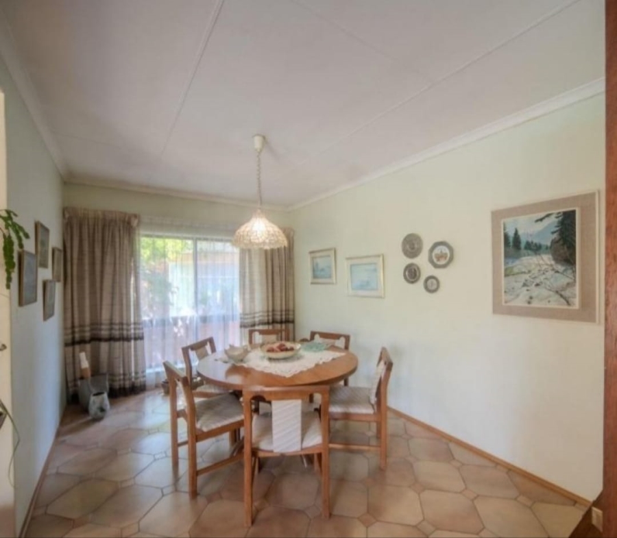 3 Bedroom Property for Sale in Glenvista Gauteng