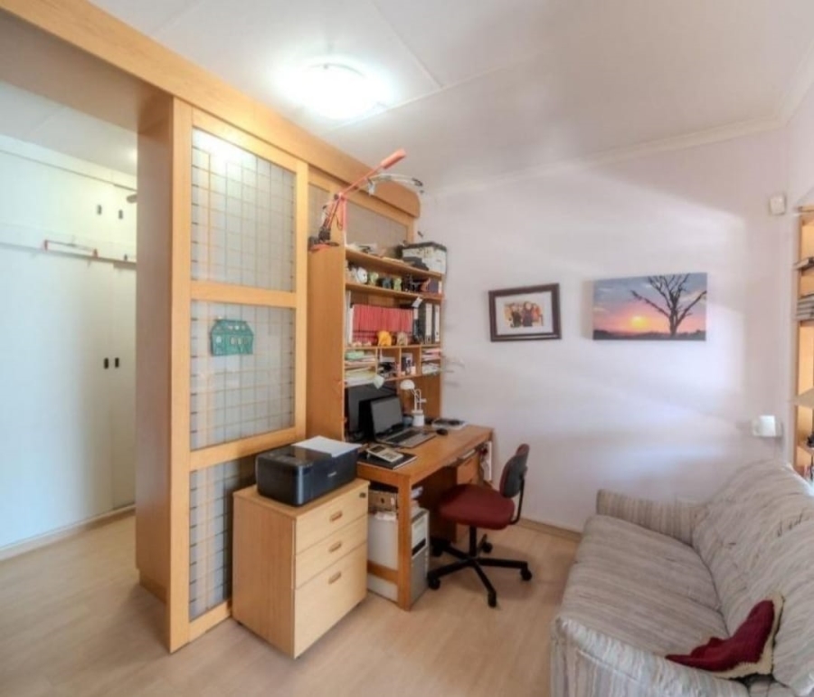 3 Bedroom Property for Sale in Glenvista Gauteng