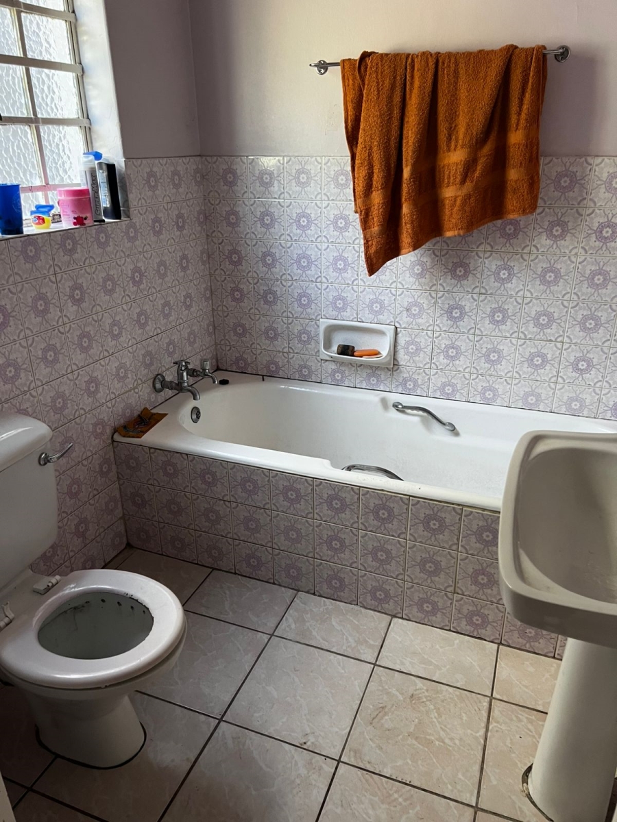 3 Bedroom Property for Sale in Birch Acres Gauteng