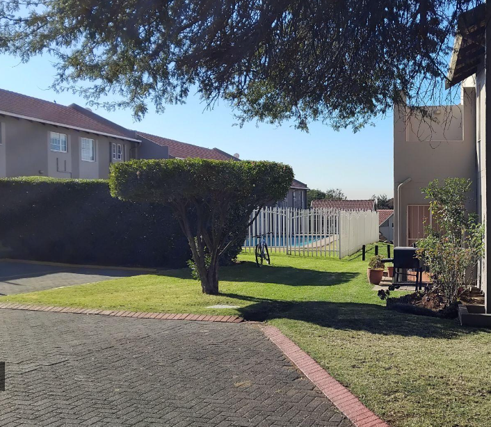 2 Bedroom Property for Sale in Meyersdal Gauteng