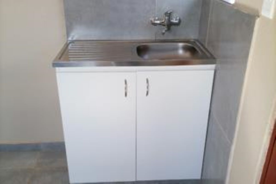 2 Bedroom Property for Sale in Selcourt Gauteng