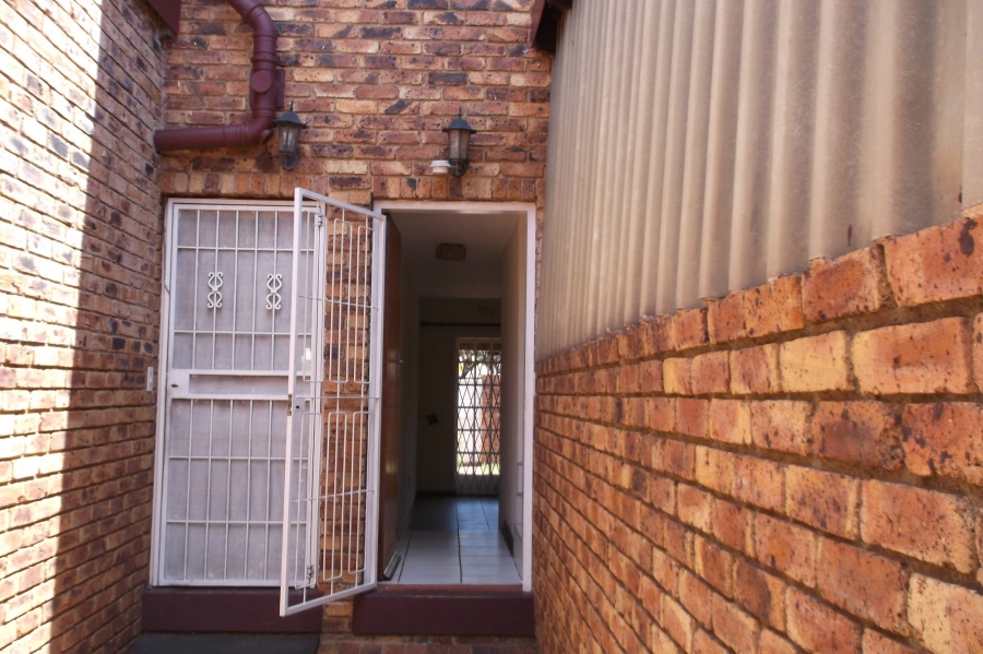 2 Bedroom Property for Sale in Atlasville Gauteng