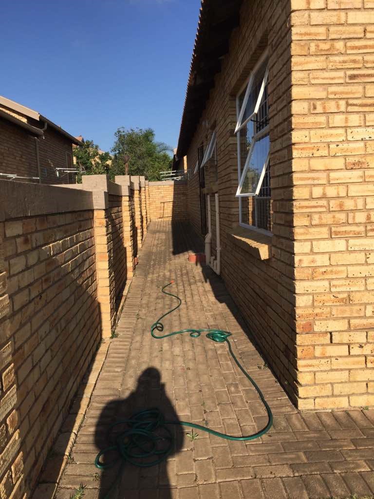 To Let 2 Bedroom Property for Rent in Honeydew Manor Gauteng