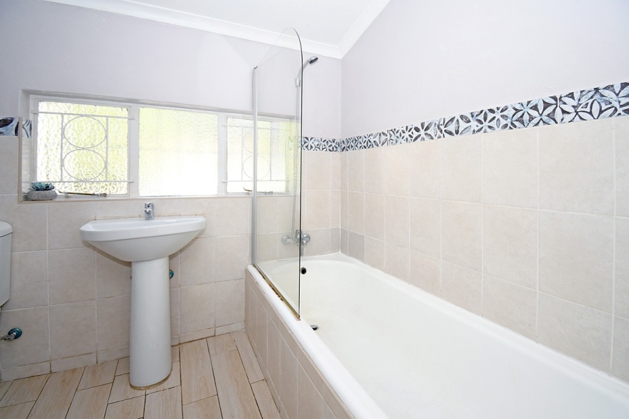 3 Bedroom Property for Sale in Parkmore Gauteng