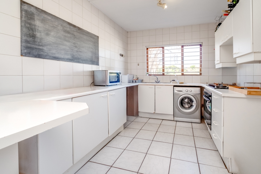 2 Bedroom Property for Sale in Magaliessig Gauteng