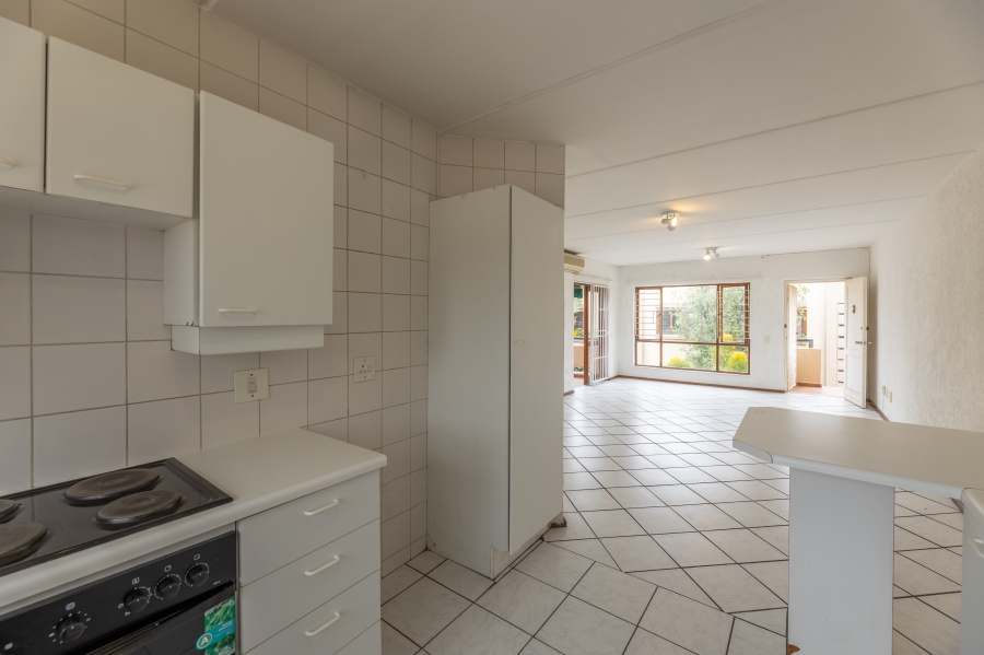 2 Bedroom Property for Sale in Magaliessig Gauteng