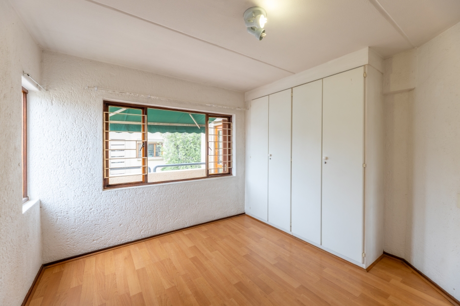 2 Bedroom Property for Sale in Magaliessig Gauteng
