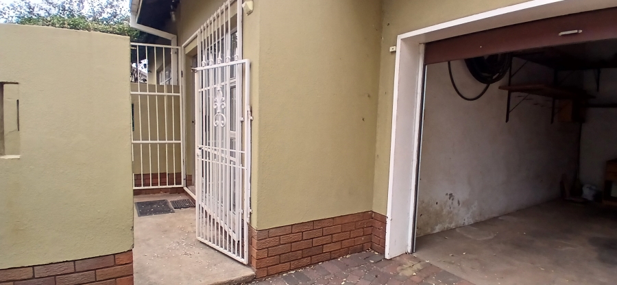 3 Bedroom Property for Sale in Vanderbijlpark SE 2 Gauteng