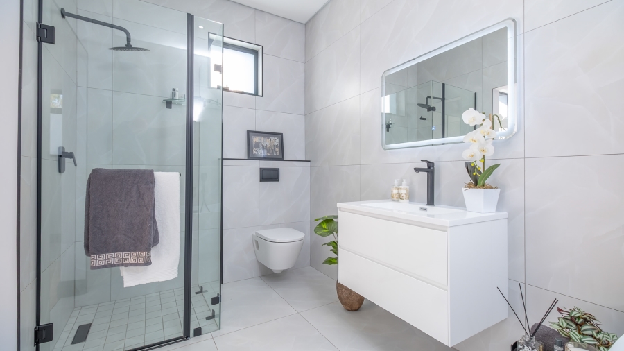 5 Bedroom Property for Sale in Midstream Ridge Gauteng