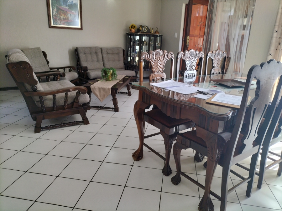 3 Bedroom Property for Sale in Helderkruin Gauteng