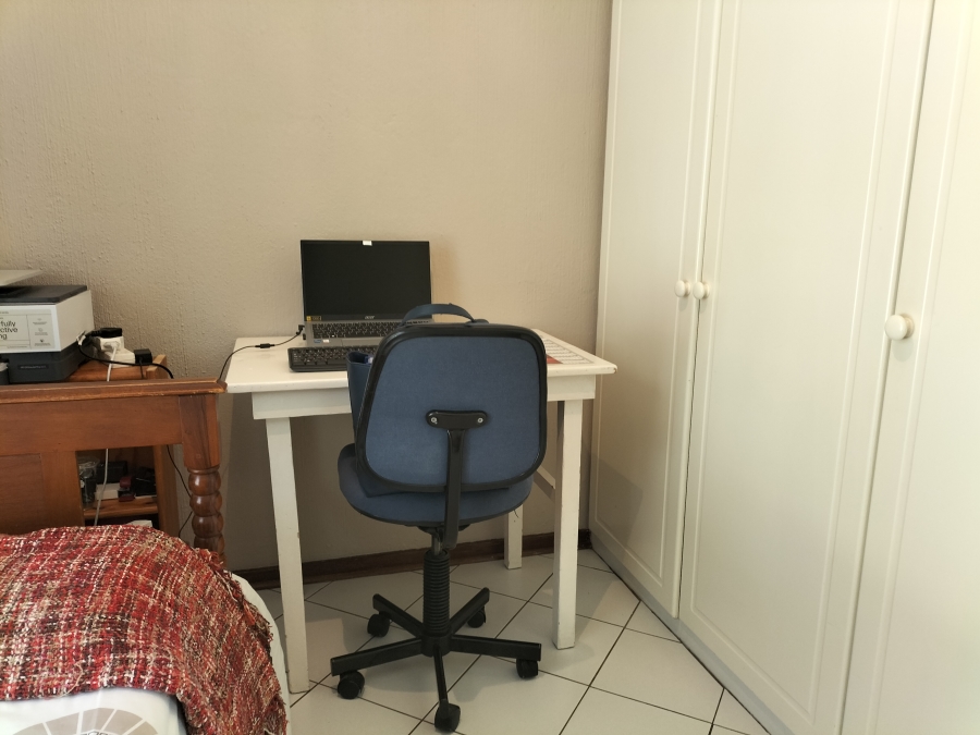 3 Bedroom Property for Sale in Helderkruin Gauteng