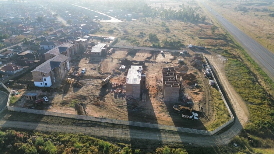2 Bedroom Property for Sale in Lotus Gardens Gauteng