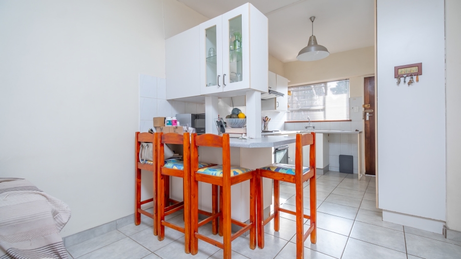 2 Bedroom Property for Sale in Linden Gauteng