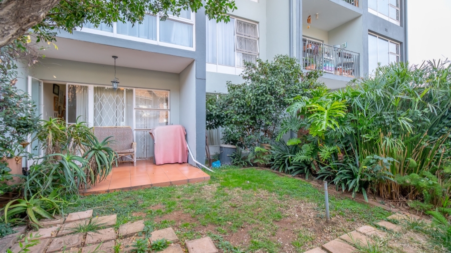 2 Bedroom Property for Sale in Linden Gauteng