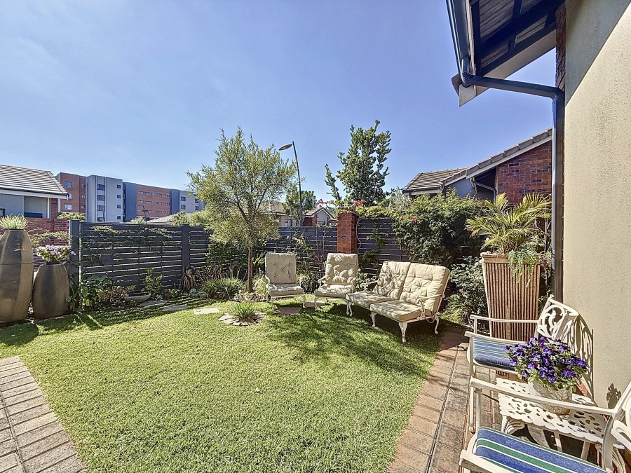 3 Bedroom Property for Sale in Waterkloof Ridge Gauteng