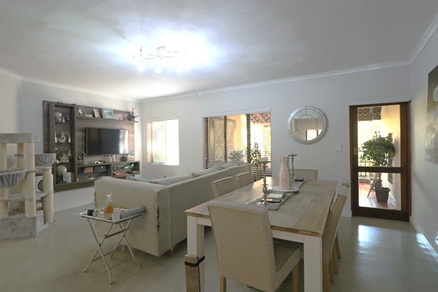 2 Bedroom Property for Sale in Bryanston Gauteng