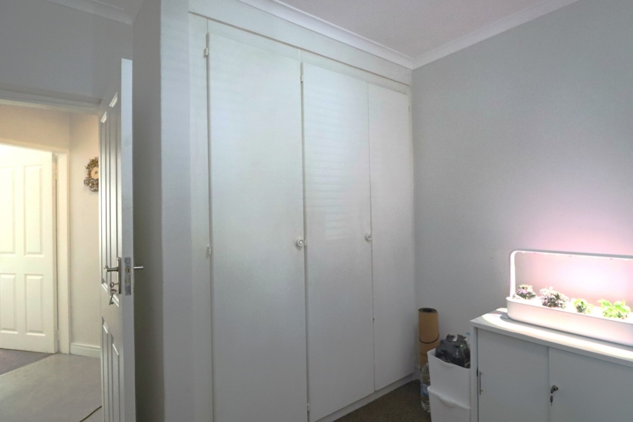 2 Bedroom Property for Sale in Bryanston Gauteng