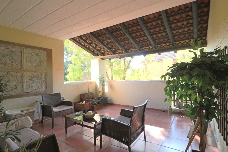 2 Bedroom Property for Sale in Bryanston Gauteng