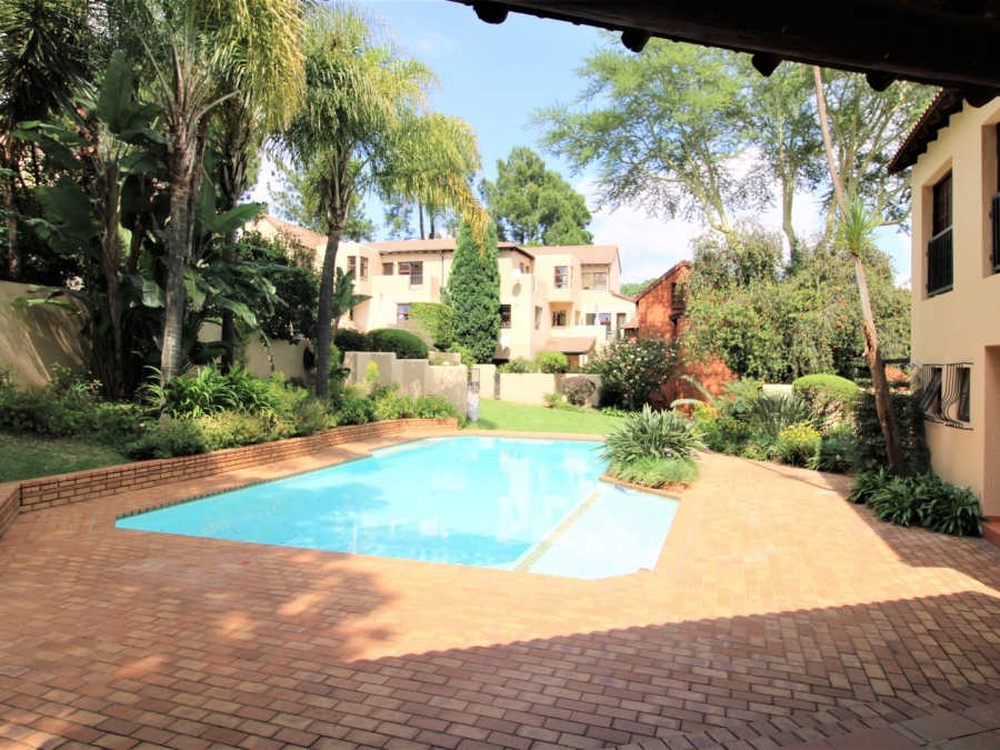2 Bedroom Property for Sale in Bryanston Gauteng