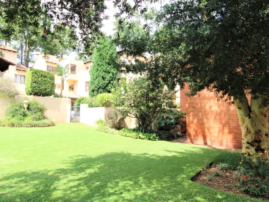 2 Bedroom Property for Sale in Bryanston Gauteng