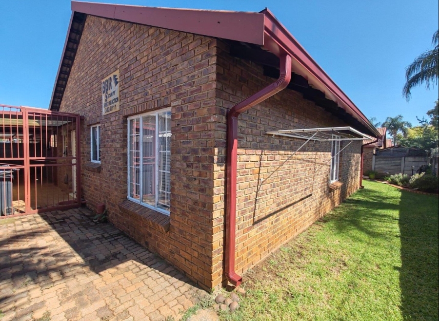 3 Bedroom Property for Sale in Doornpoort Gauteng