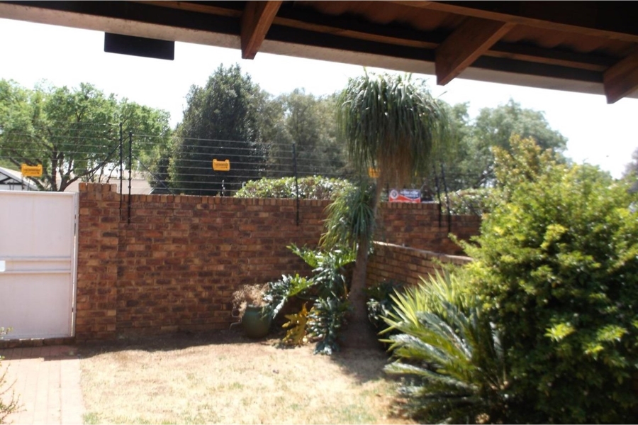 To Let 2 Bedroom Property for Rent in Atlasville Gauteng