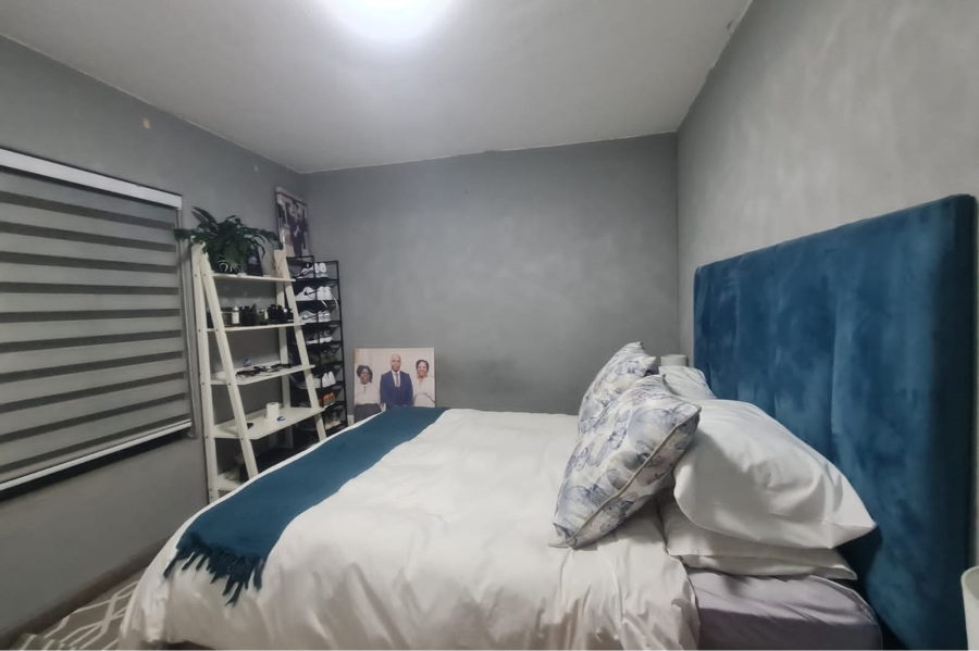 2 Bedroom Property for Sale in Roodepoort West Gauteng
